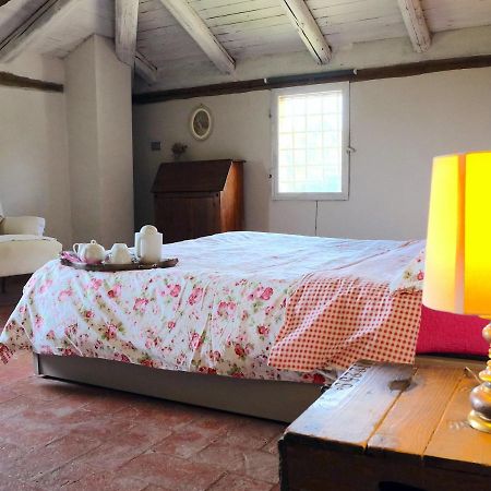 B&B Parco Dei Cavalli カステル・サン・ピエトロ・テルメ エクステリア 写真